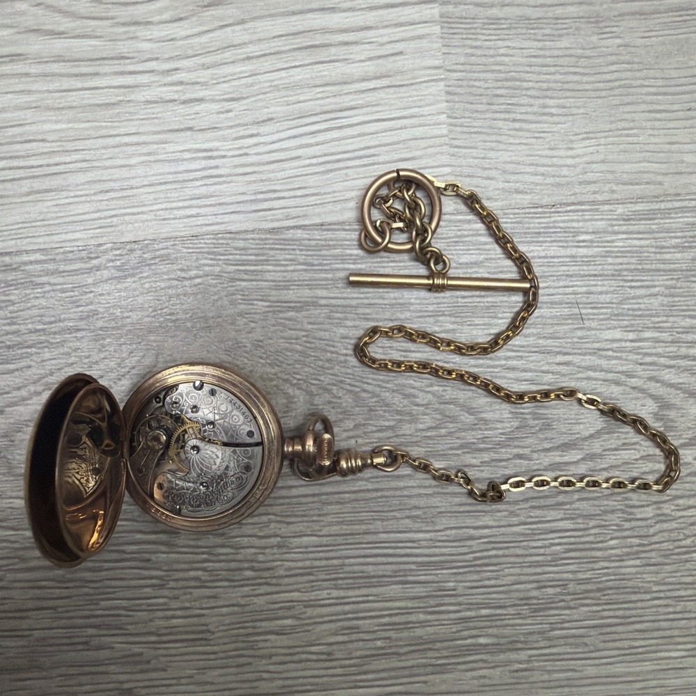 Beautiful American Waltham Model 7675567 12K Rolled Gold Filled Pocket Watch VTG